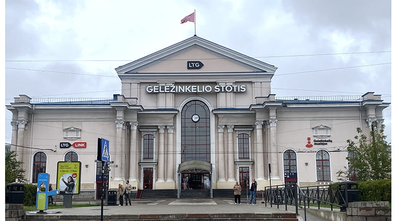 Perpus atpigo traukinių bilietai