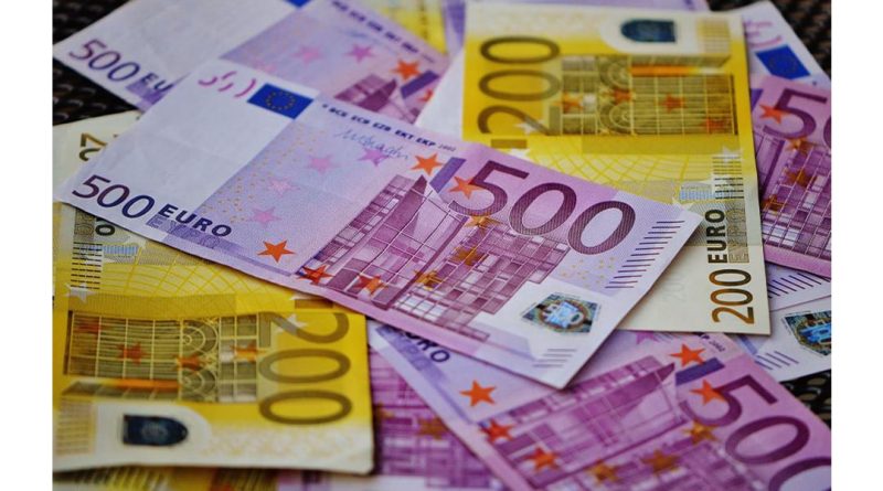 Bandys mažinti eiles medicinos įstaigose